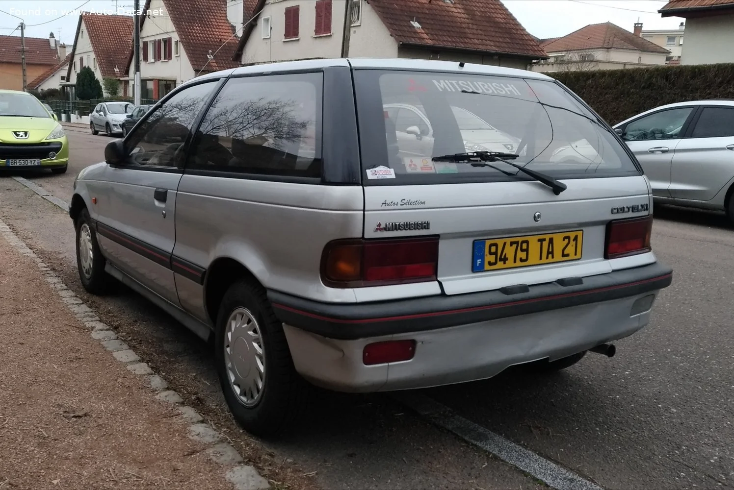 Mitsubishi Colt 1.3 12V (C51A) (75 Hp)1990 - 1992 thumbnail 2