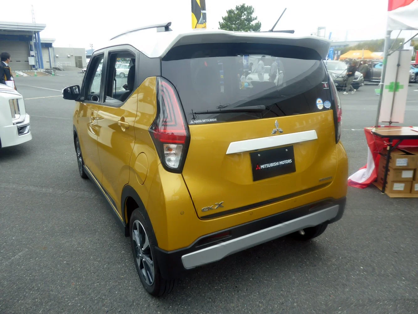 Mitsubishi eK X 0.7 (52 Hp) 4WD Hybrid CVT2019 - thumbnail 2
