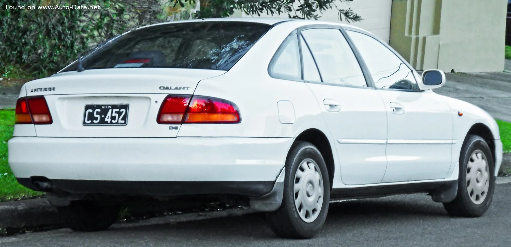 Mitsubishi Galant 1.8 (E52A) (116 Hp)1994 - 2000 thumbnail 2