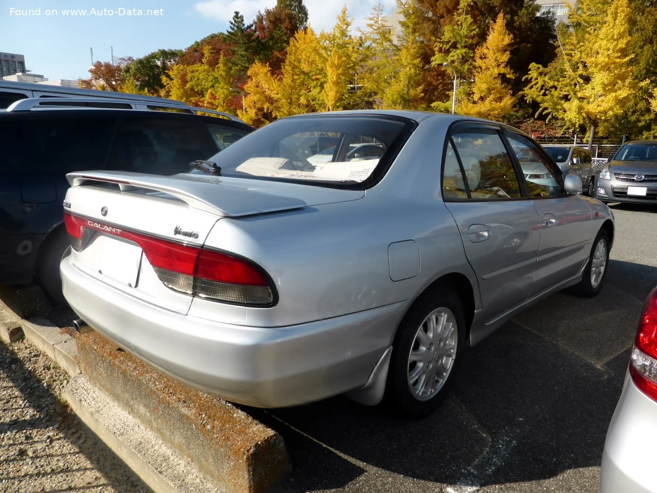 Mitsubishi Galant 1.8 (E52A) (116 Hp)1994 - 1996 thumbnail 2