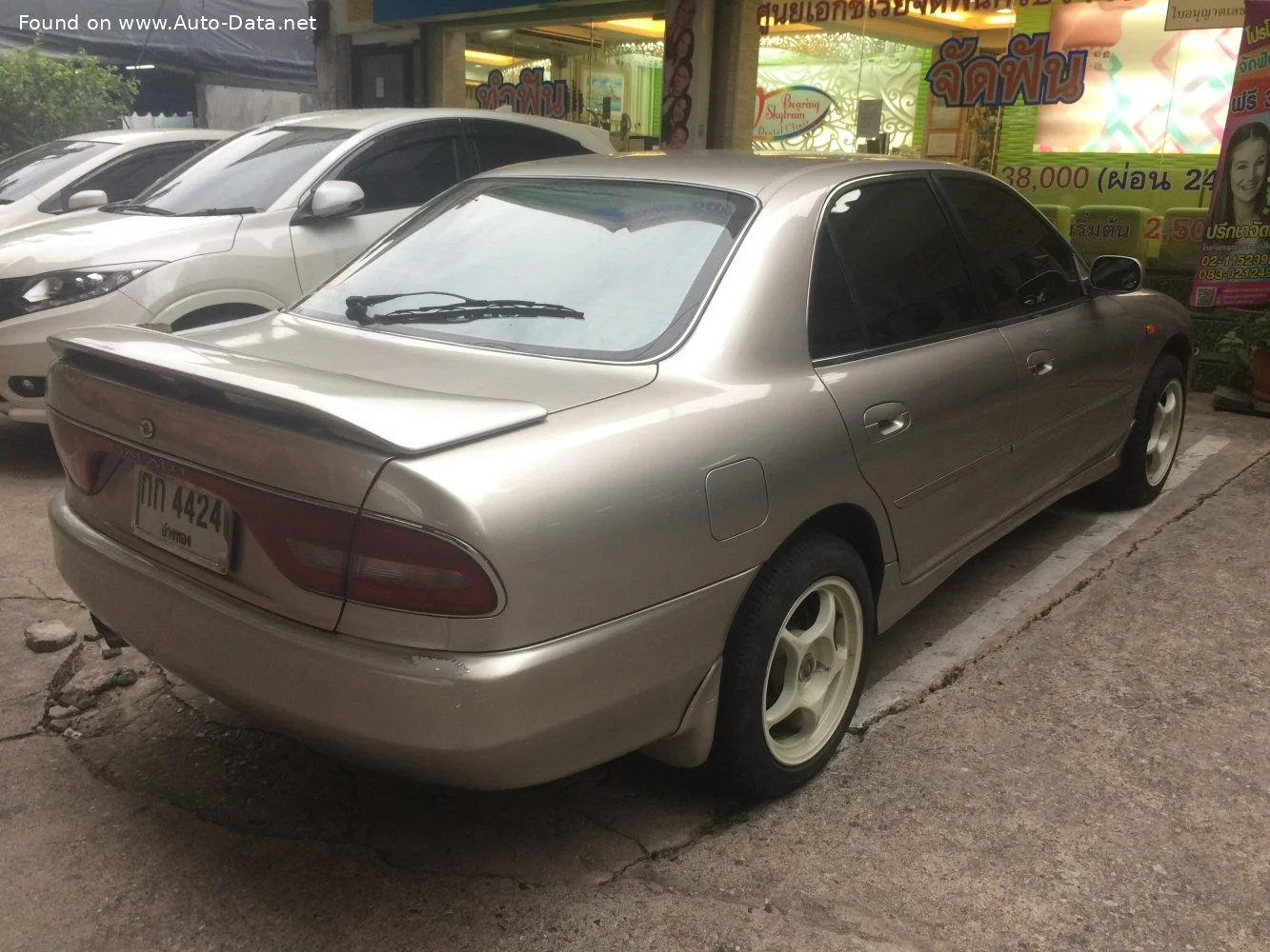 Mitsubishi Galant 1.8 (E52A) (116 Hp)1994 - 1996 thumbnail 4