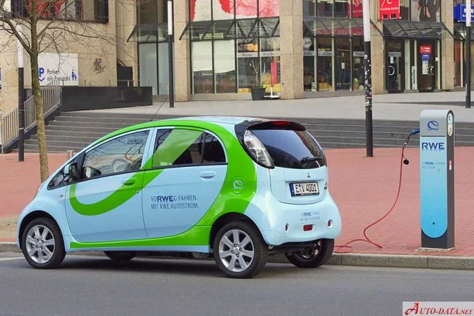 Mitsubishi i-MiEV 16 kWh (67 Hp)2009 - 2020 thumbnail 2