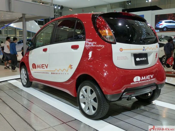 Mitsubishi i-MiEV 16 kWh (67 Hp)2009 - 2020 thumbnail 4