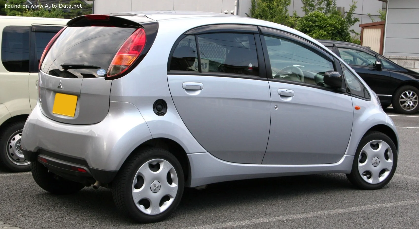 Mitsubishi i 0.7 12V (64 Hp)2005 - 2013 thumbnail 2