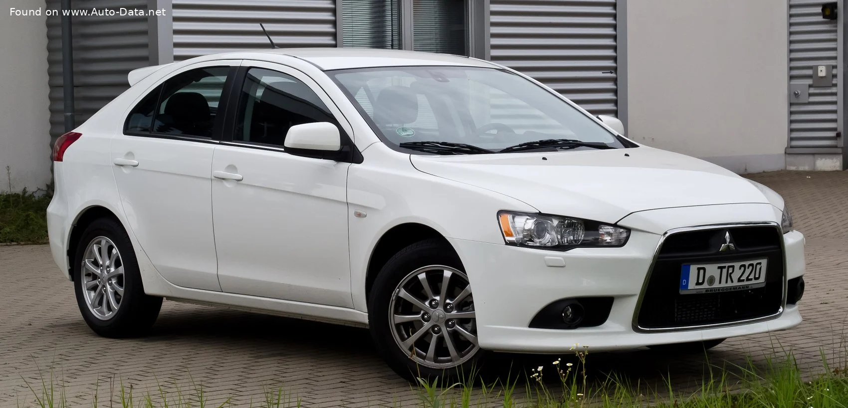 Mitsubishi Lancer Mitsubishi Lancer Sportback IX (GS44S)