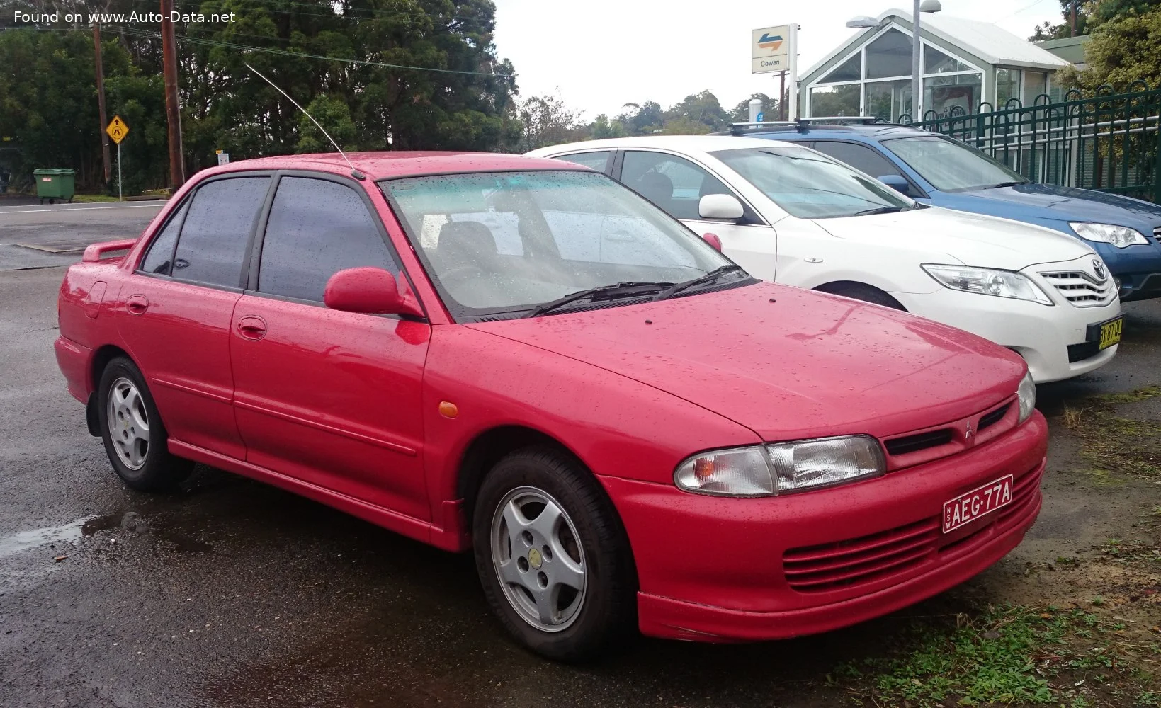 Mitsubishi Lancer 1.3 (75 Hp)1992 - 1996 thumbnail 2