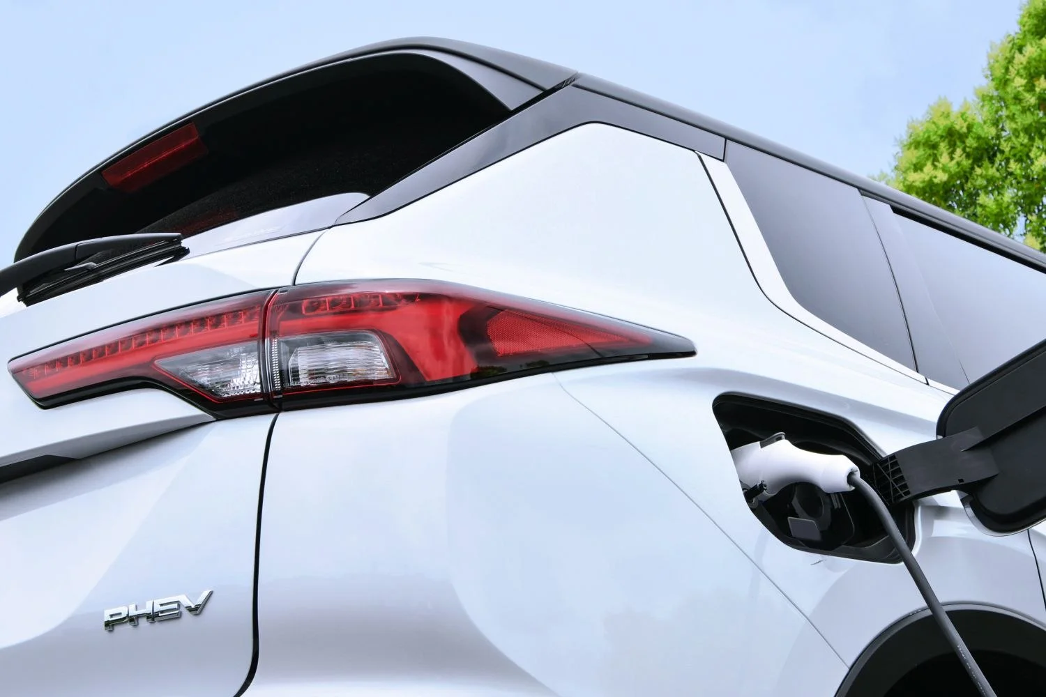 Mitsubishi Outlander 2.4 MIVEC (306 Hp) Plug-in Hybrid 4WD Automatic2024 - thumbnail 15