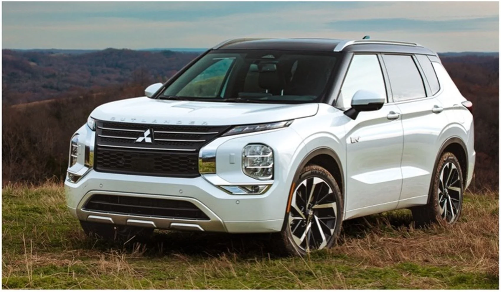 Mitsubishi Outlander 2.4 MIVEC (306 Hp) Plug-in Hybrid 4WD Automatic2024 - thumbnail 4