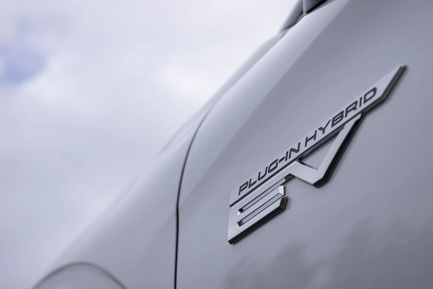 Mitsubishi Outlander 2.4 MIVEC (306 Hp) Plug-in Hybrid 4WD Automatic2024 - thumbnail 7