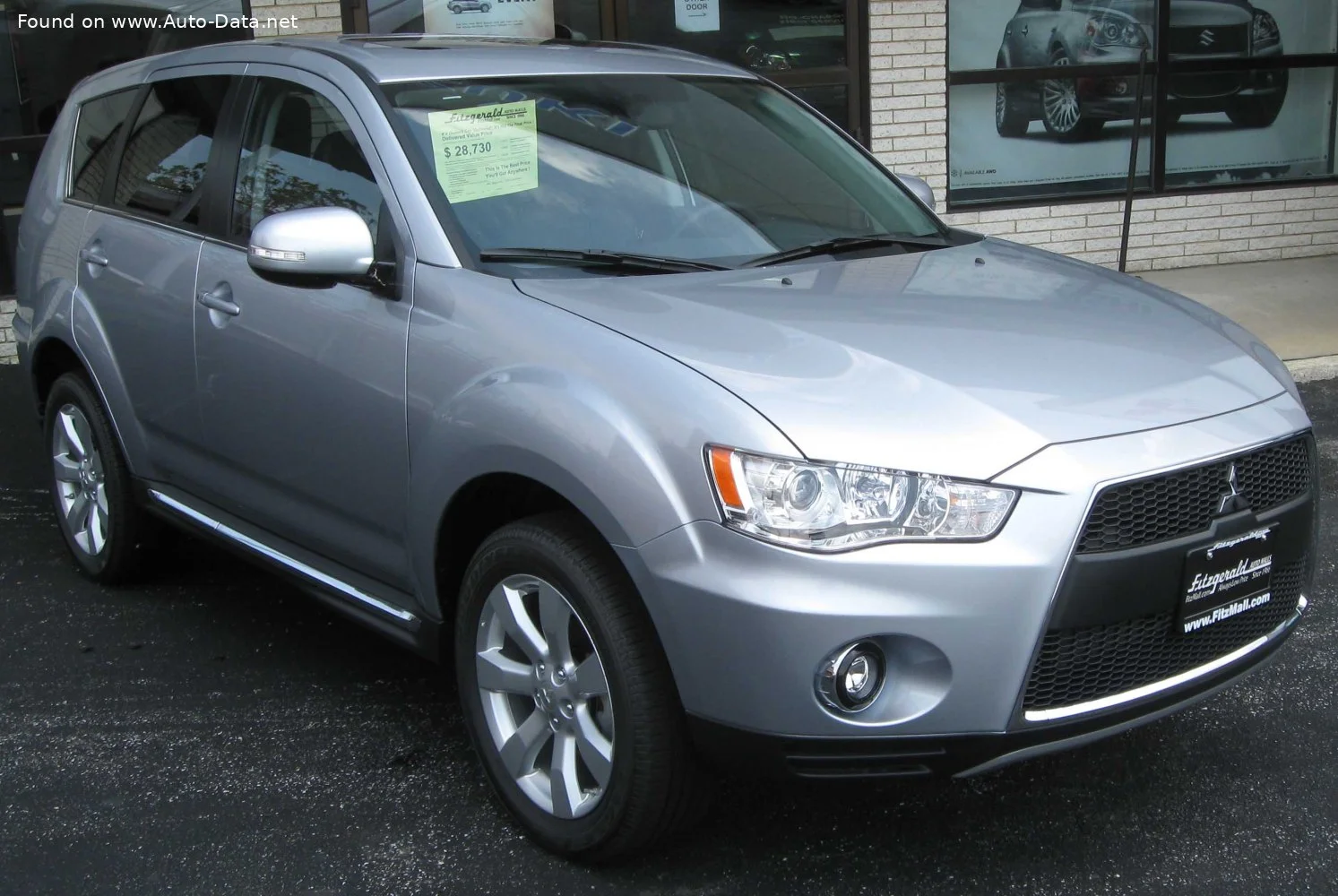 Mitsubishi Outlander 2.0 (147 Hp)2009 - 2012 thumbnail 2
