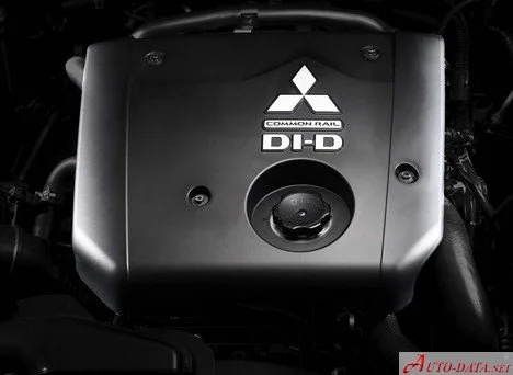 Mitsubishi Pajero Sport 3.0 V6 (220 Hp)2008 - 2015 thumbnail 9