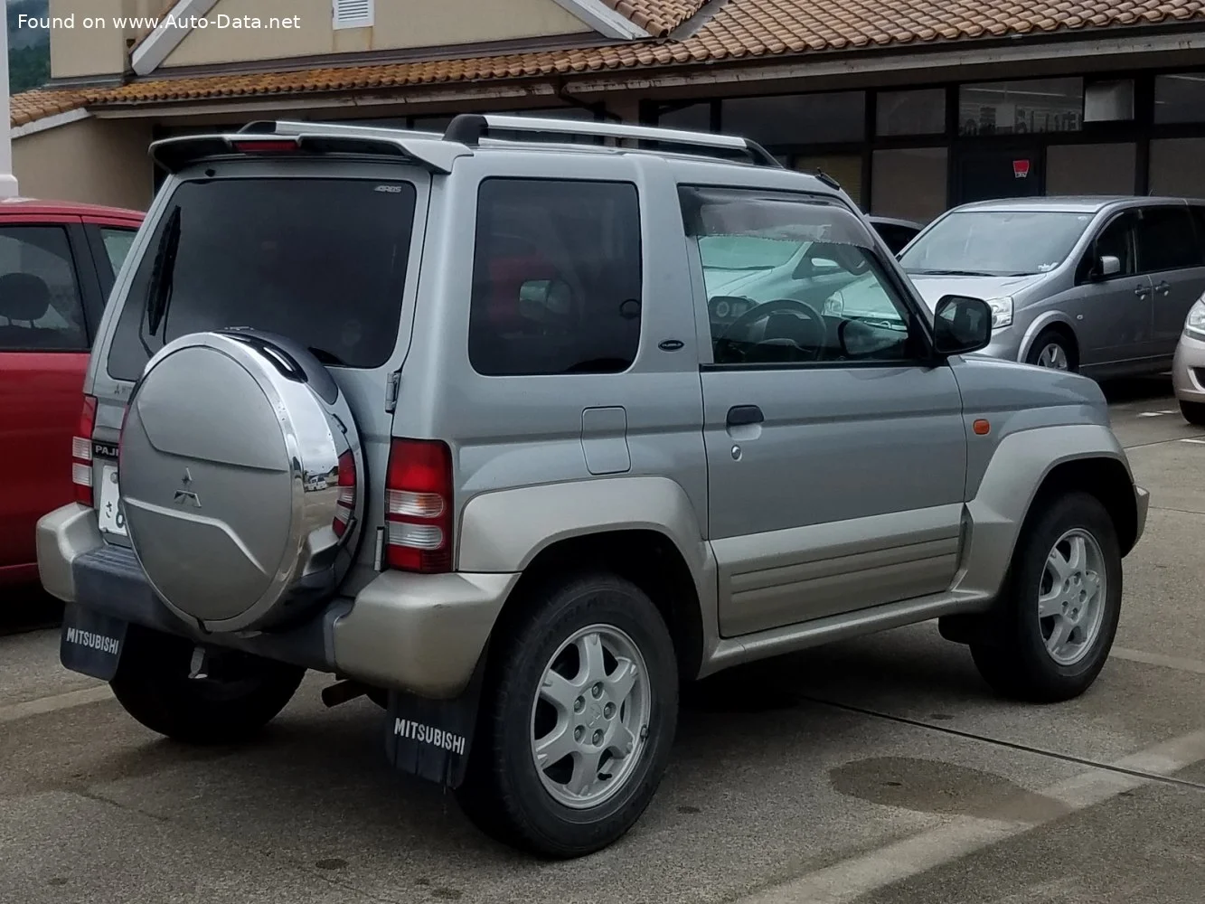 Mitsubishi Pajero 1.1 (80 Hp)1995 - 1998 thumbnail 4