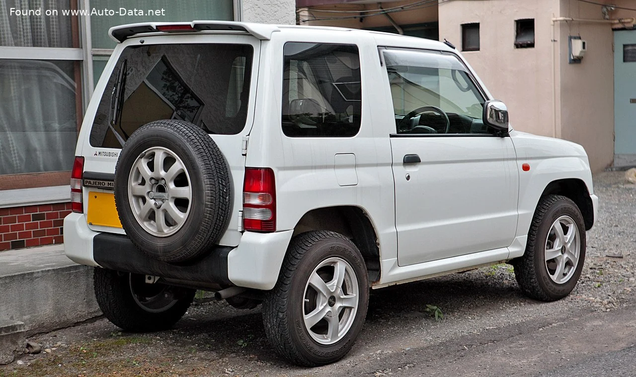 Mitsubishi Pajero 0.7 16V (52 Hp)1994 - 1998 thumbnail 4