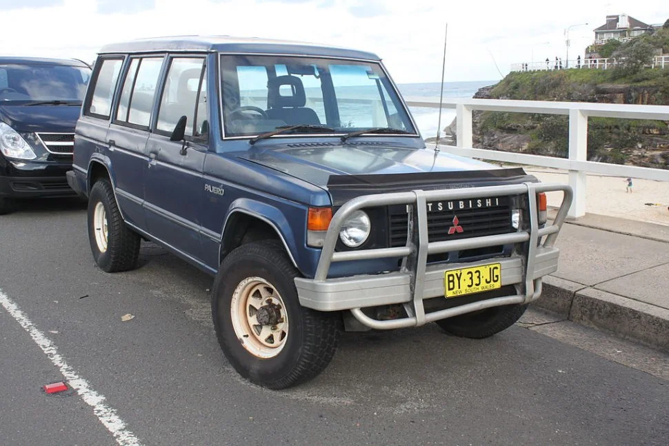 Mitsubishi Pajero 2.5 TD (L044G,L049G) (87 Hp)1990 - 1991 - 1