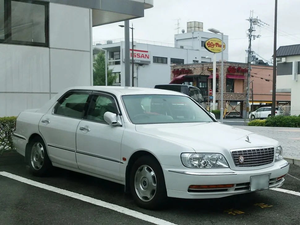 Mitsubishi Proudia/dignity modeli