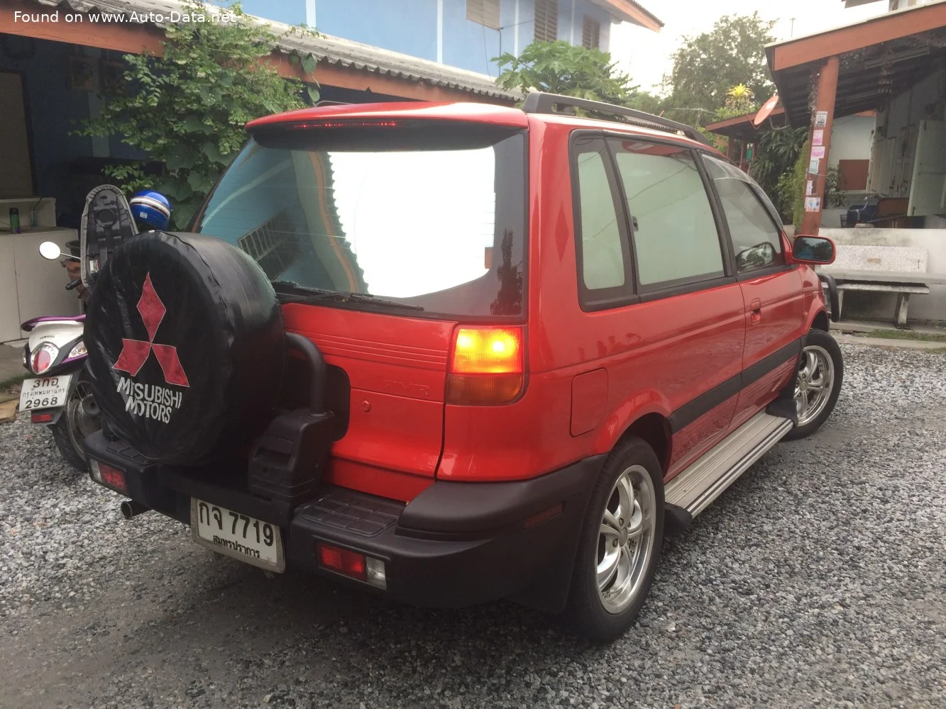Mitsubishi RVR 1.8 i 16V 4WD Z (120 Hp)1991 - 1997 thumbnail 2