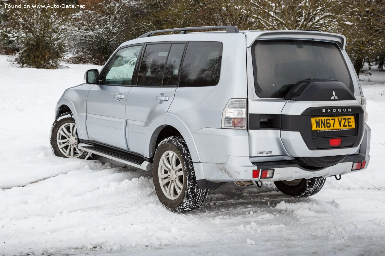 Mitsubishi Shogun 3.2 DI-D (187 Hp) Super Select 4WD INVECS-II2014 - 2019 thumbnail 2