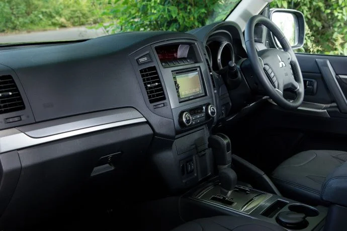 Mitsubishi Shogun 3.2 DI-D (197 Hp) Super Select 4WD2011 - 2014 thumbnail 10