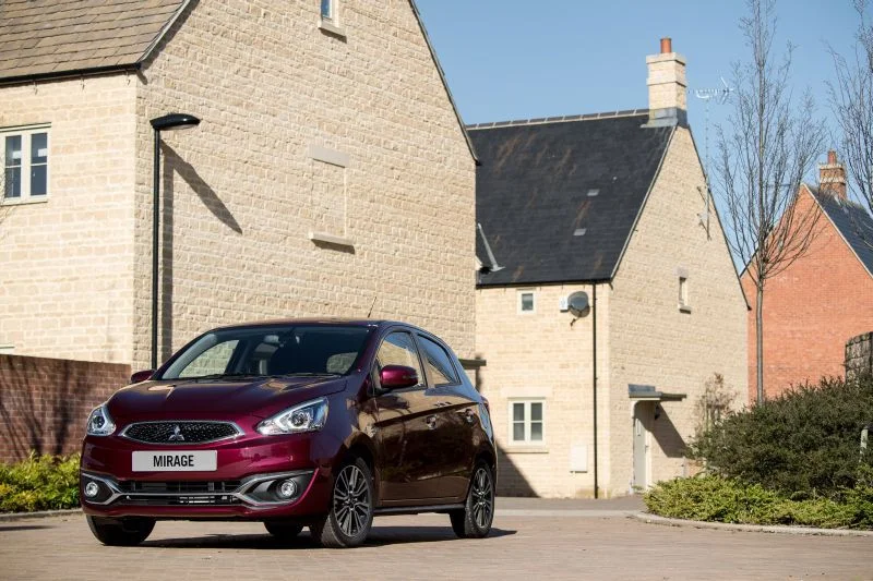 Mitsubishi Space Star 1.0 MIVEC (71 Hp)2015 - 2019 - 1