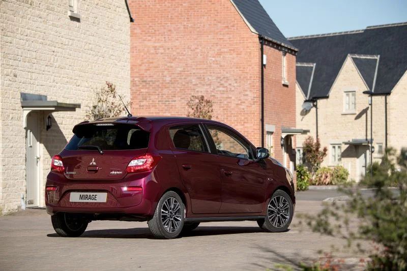 Mitsubishi Space Star 1.0 MIVEC (71 Hp)2015 - 2019 thumbnail 2