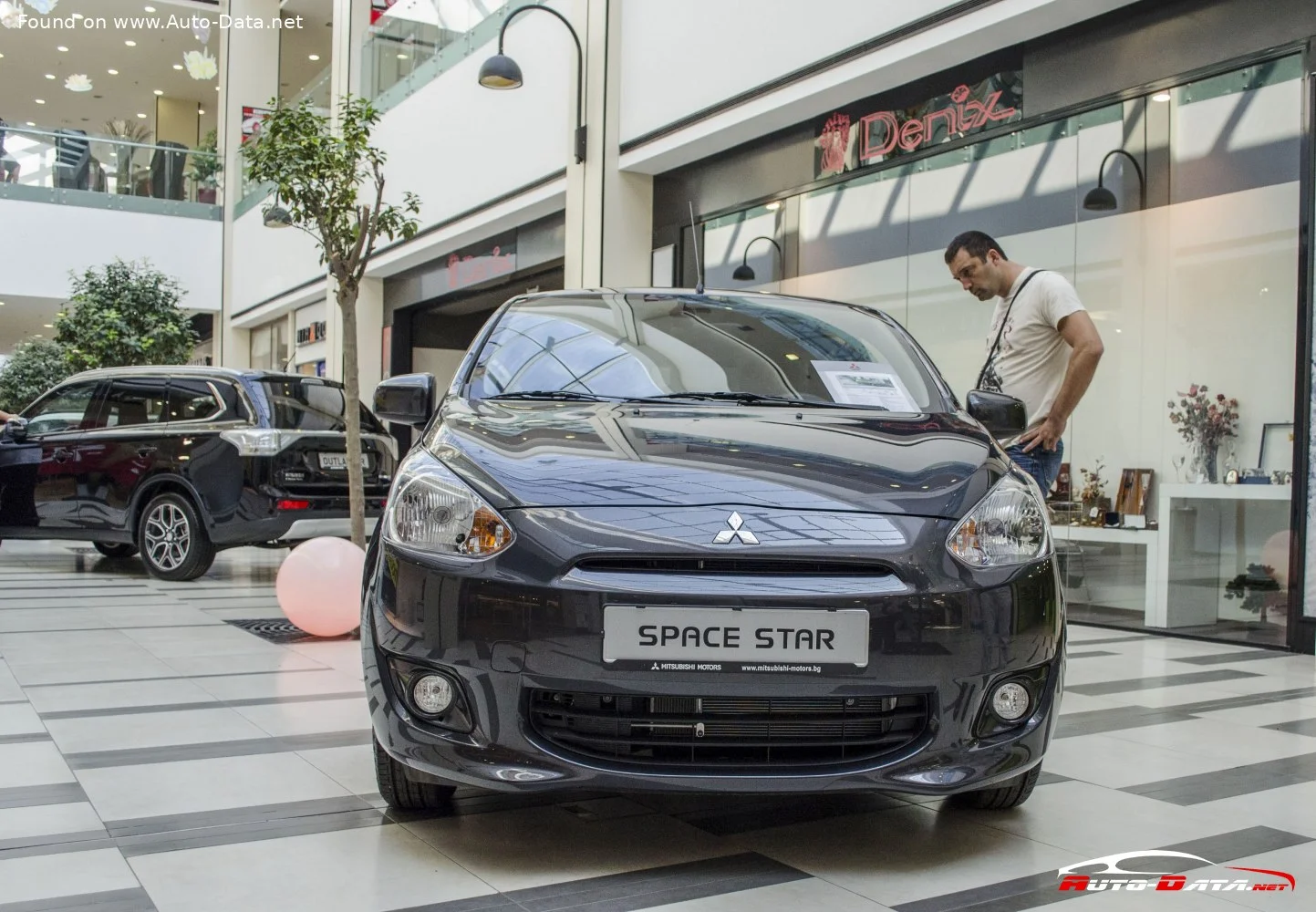 Mitsubishi Space Star 1.0 (71 Hp)2013 - 2015 thumbnail 7
