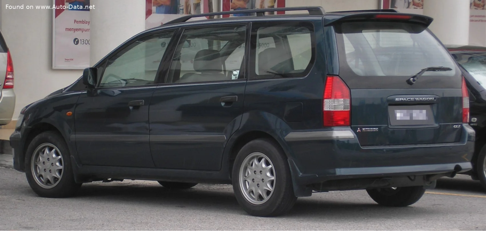 Mitsubishi Space Wagon 2.0 i 16V (133 Hp)2002 - 2004 thumbnail 6