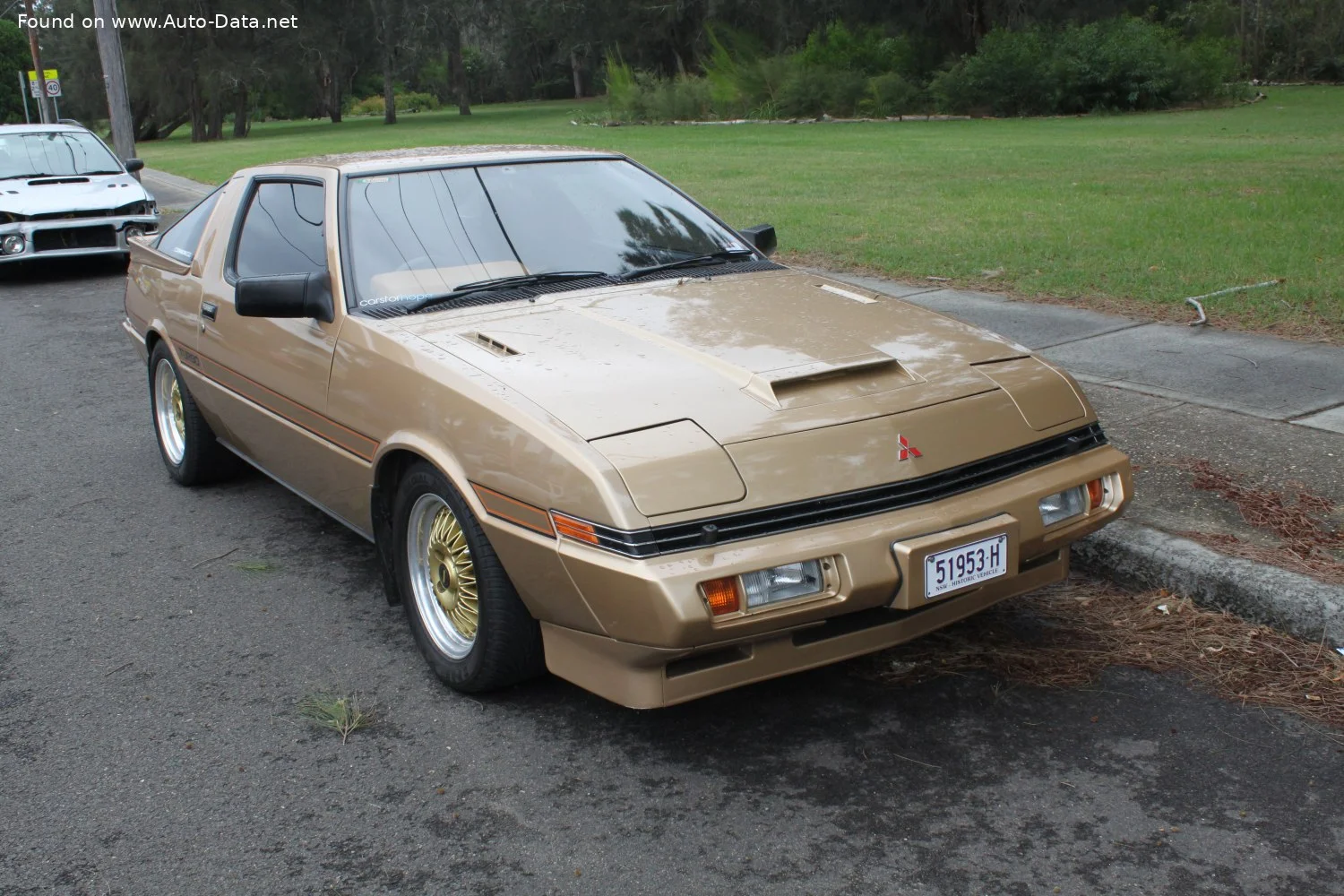Mitsubishi Starion 2.0 Turbo ECi (A183A) (170 Hp)1982 - 1985 - 1
