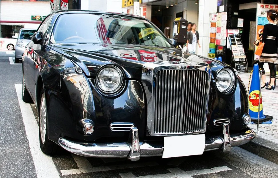 Mitsuoka Galue modeli