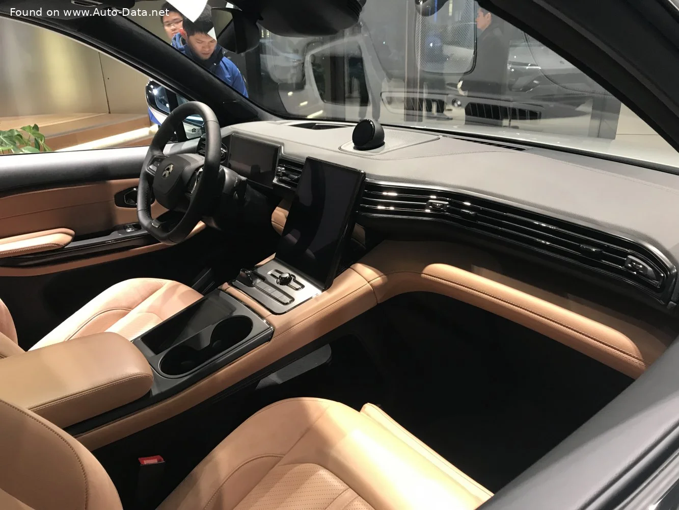 NIO ES6 100 kWh (435 Hp) 4WD Electric2019 - 2023 thumbnail 3