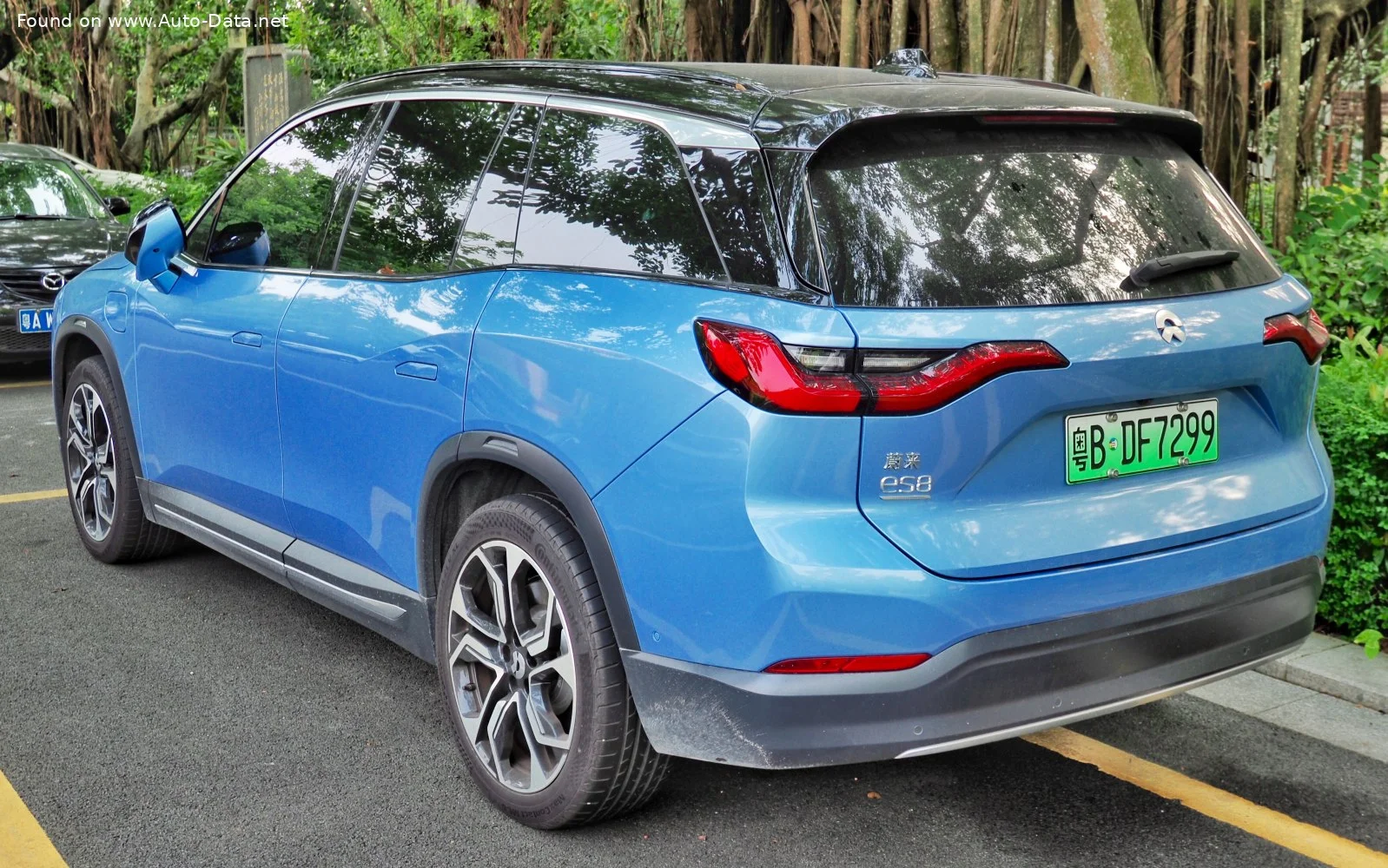 NIO ES8 70 kWh (653 Hp) 4WD Electric2018 - 2020 thumbnail 2