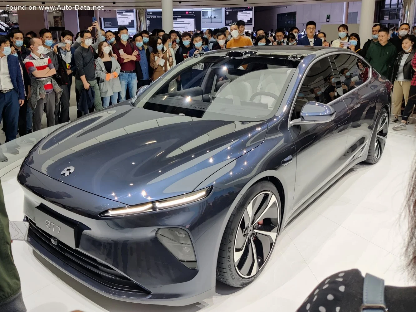 NIO ET7 100 kWh (653 Hp) 4WD Electric2022 - - 1
