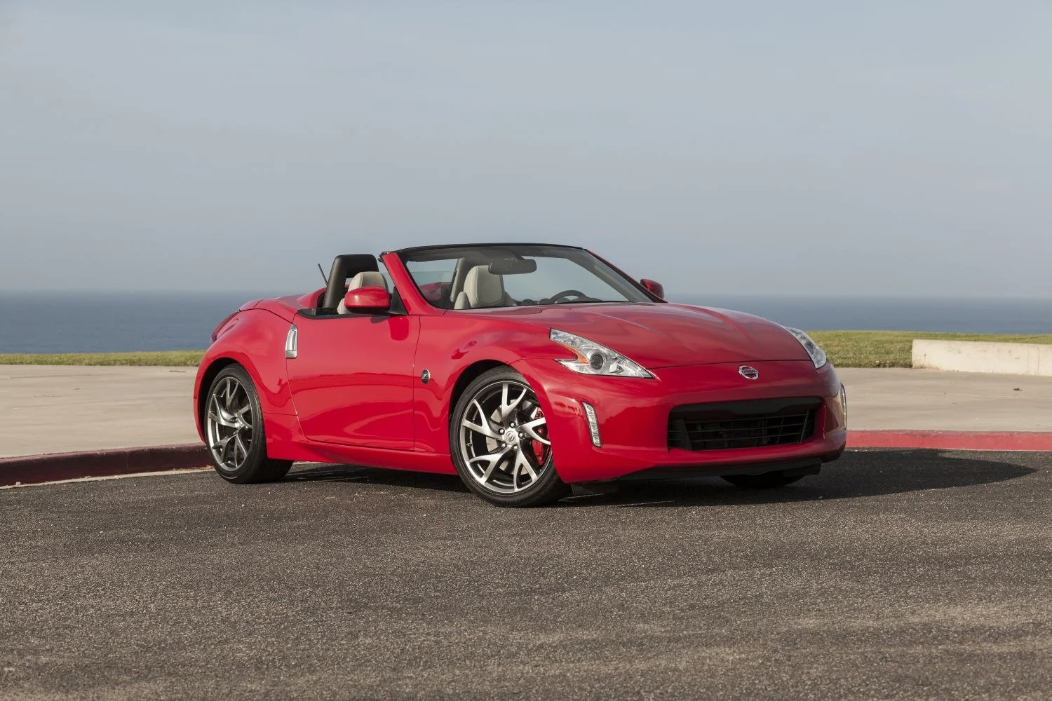 Nissan 370Z 3.7 V6 (328 Hp)2012 - 2017 - 1