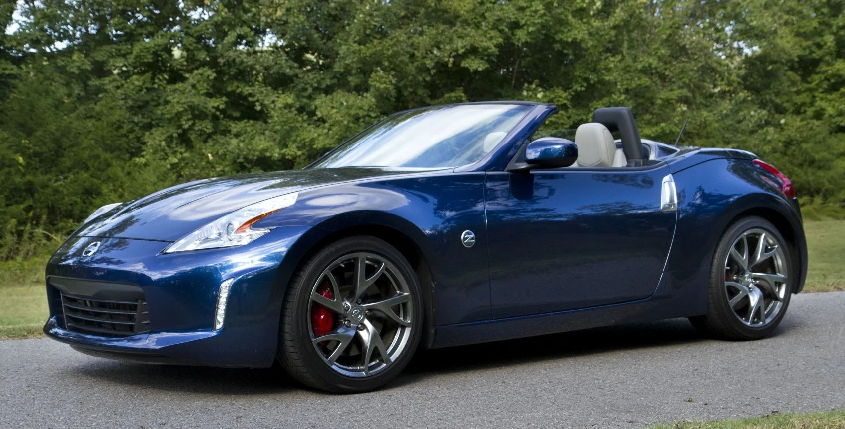 Nissan 370Z 3.7 V6 (328 Hp)2012 - 2017 thumbnail 11