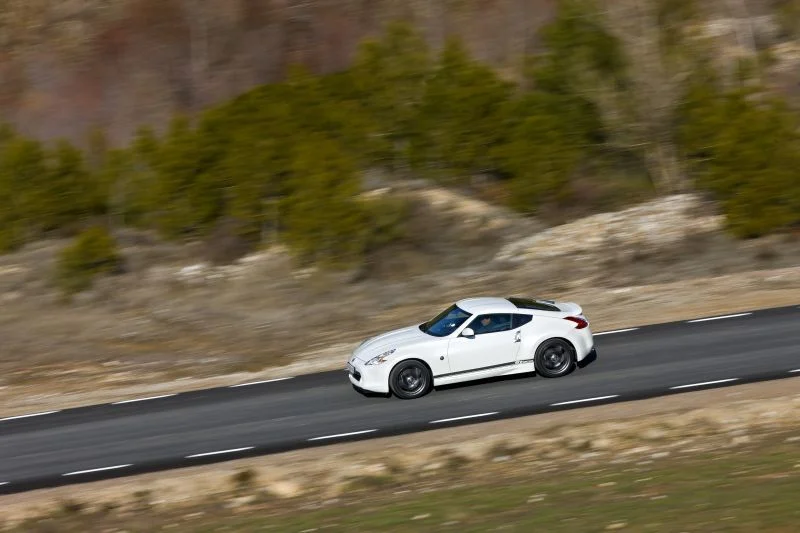 Nissan 370Z 3.7 V6 (328 Hp)2012 - 2017 thumbnail 18