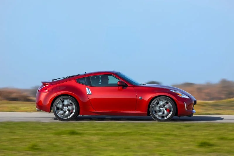 Nissan 370Z 3.7 V6 (328 Hp)2012 - 2017 thumbnail 3