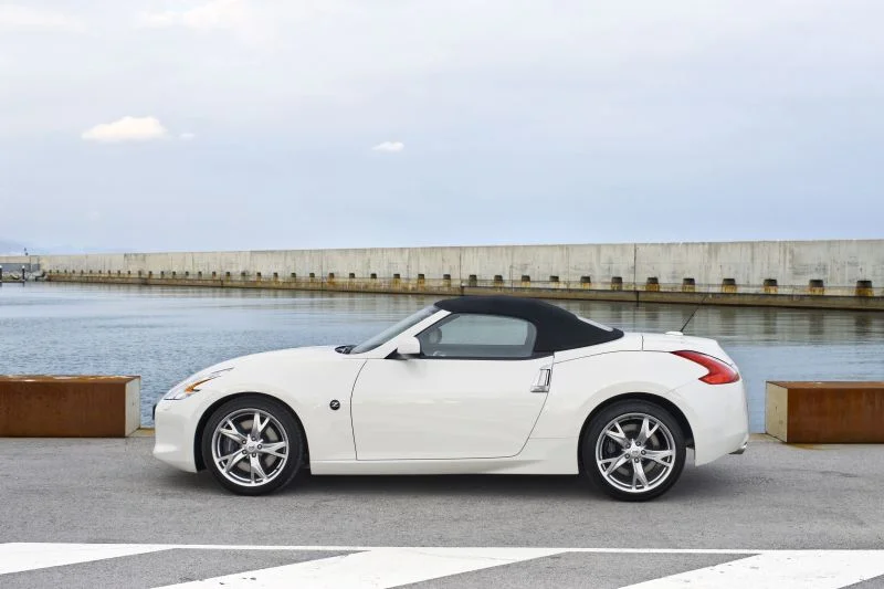 Nissan 370Z 3.7 V6 (328 Hp)2009 - 2012 thumbnail 14