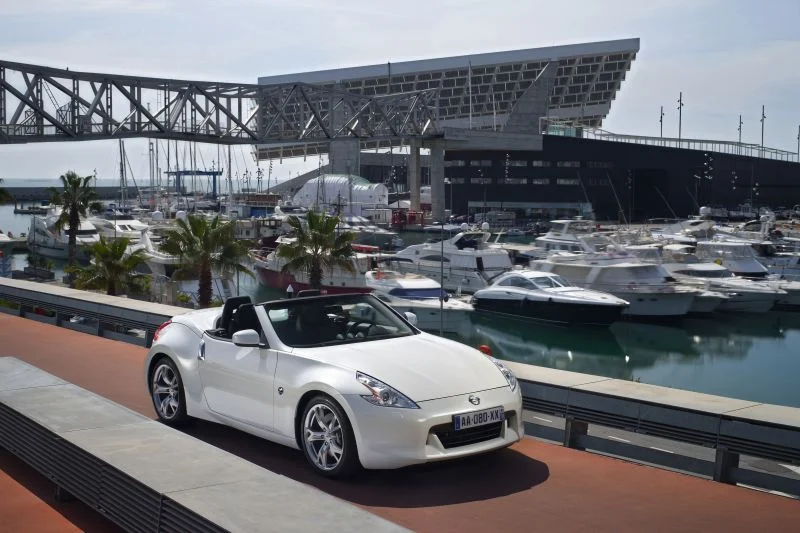 Nissan 370Z 3.7 V6 (328 Hp)2009 - 2012 thumbnail 5