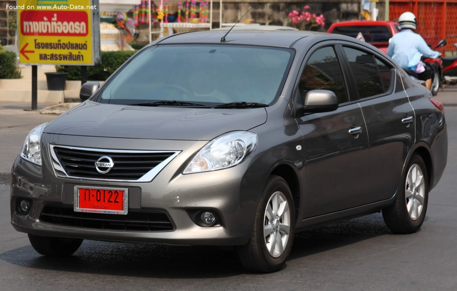 Nissan Almera Nissan Almera III (N17) thumbnail 2