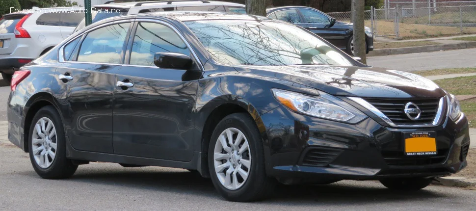 Nissan Altima 2.5 (182 Hp) CVT2016 - 2018 - 1