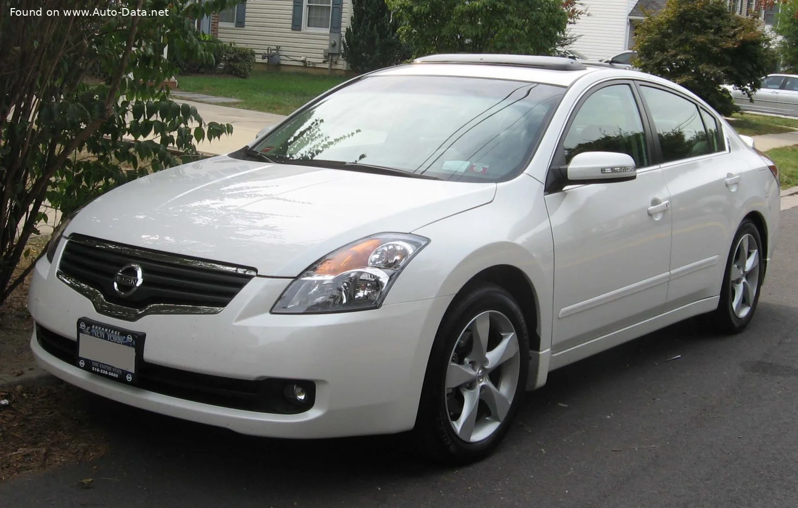 Nissan Altima 2.5 (177 Hp)2007 - 2012 - 1