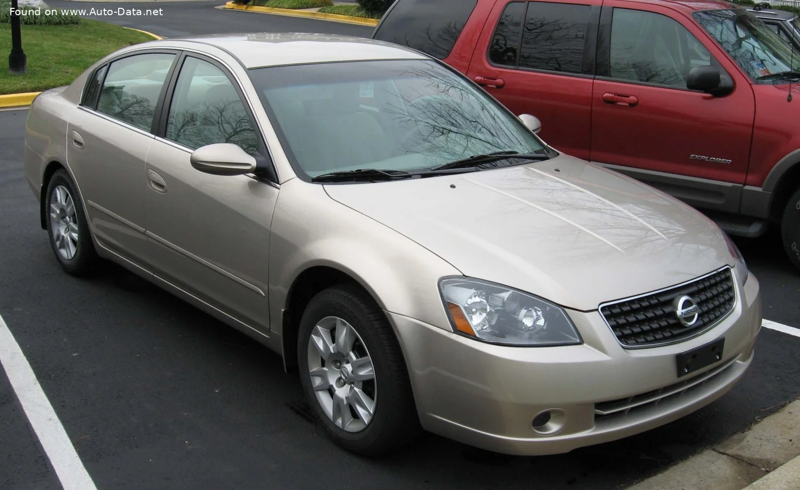Nissan Altima 2.5 i 16V (175 Hp)2002 - 2006 - 1