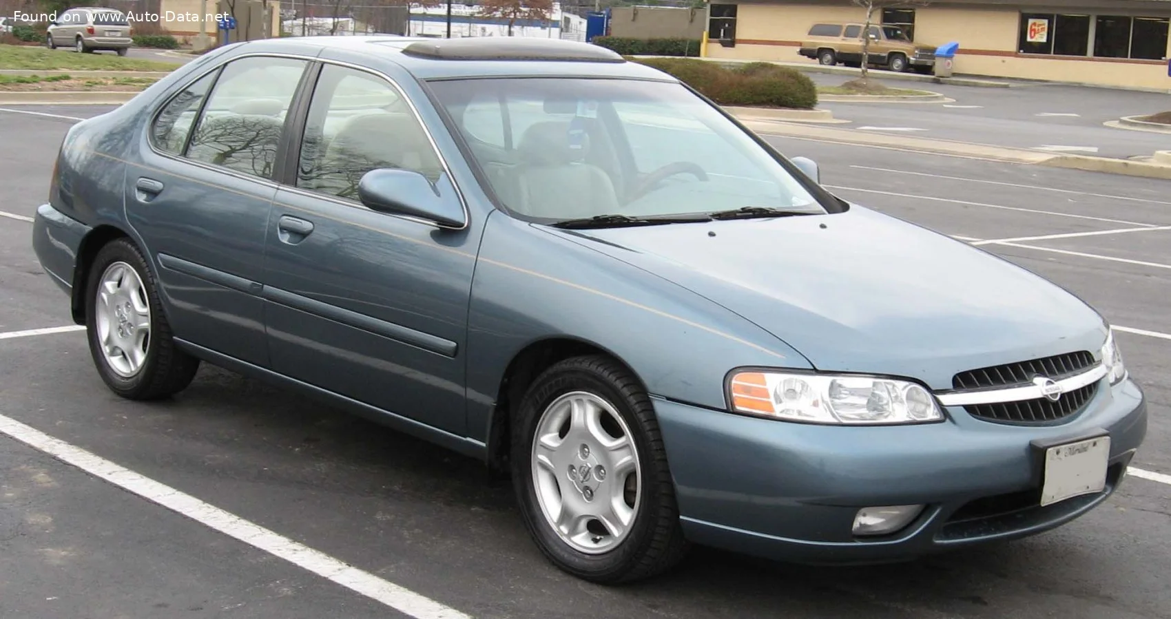 Nissan Altima 2.4 16V (152 Hp)1998 - 2002 thumbnail 2