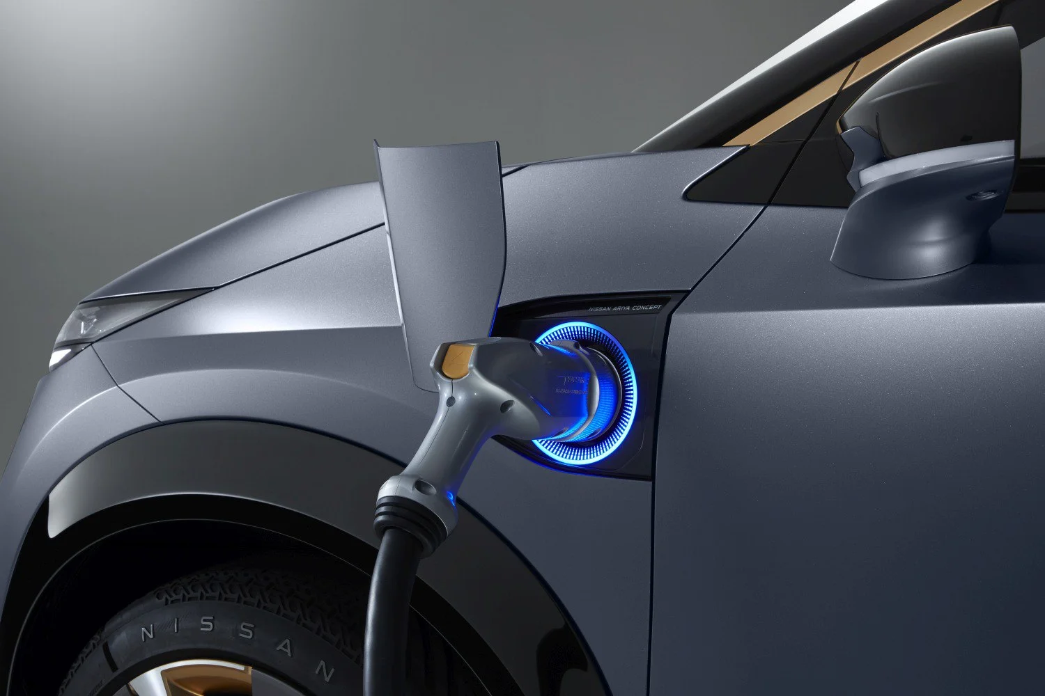 Nissan Ariya Nissan Ariya Concept thumbnail 8
