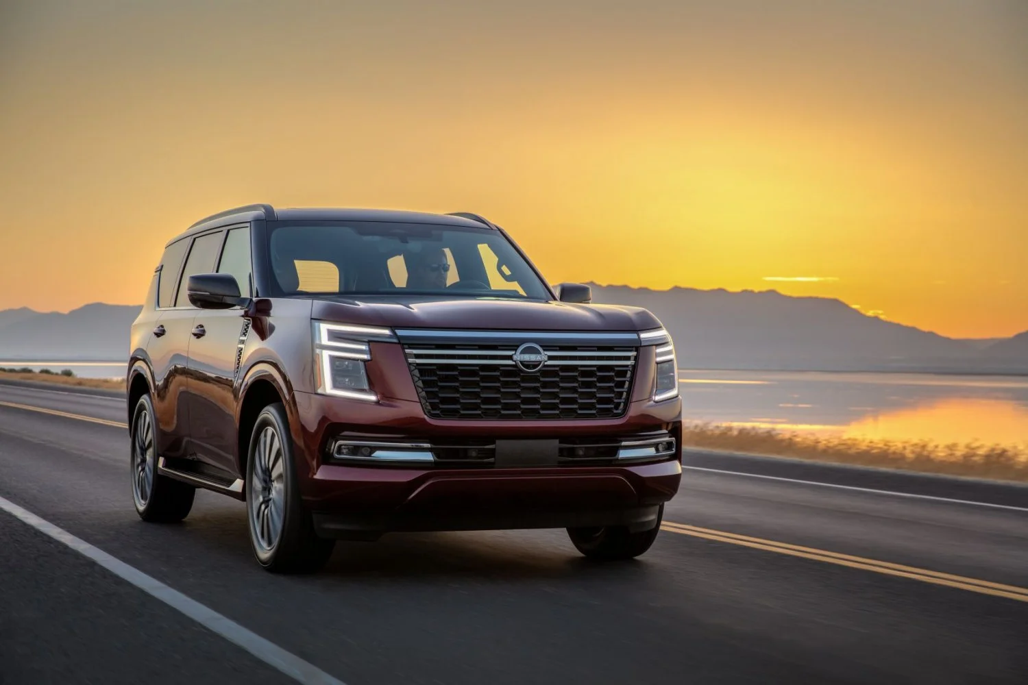 Nissan Armada 3.5 V6 (425 Hp) 4WD Automatic2024 - thumbnail 3