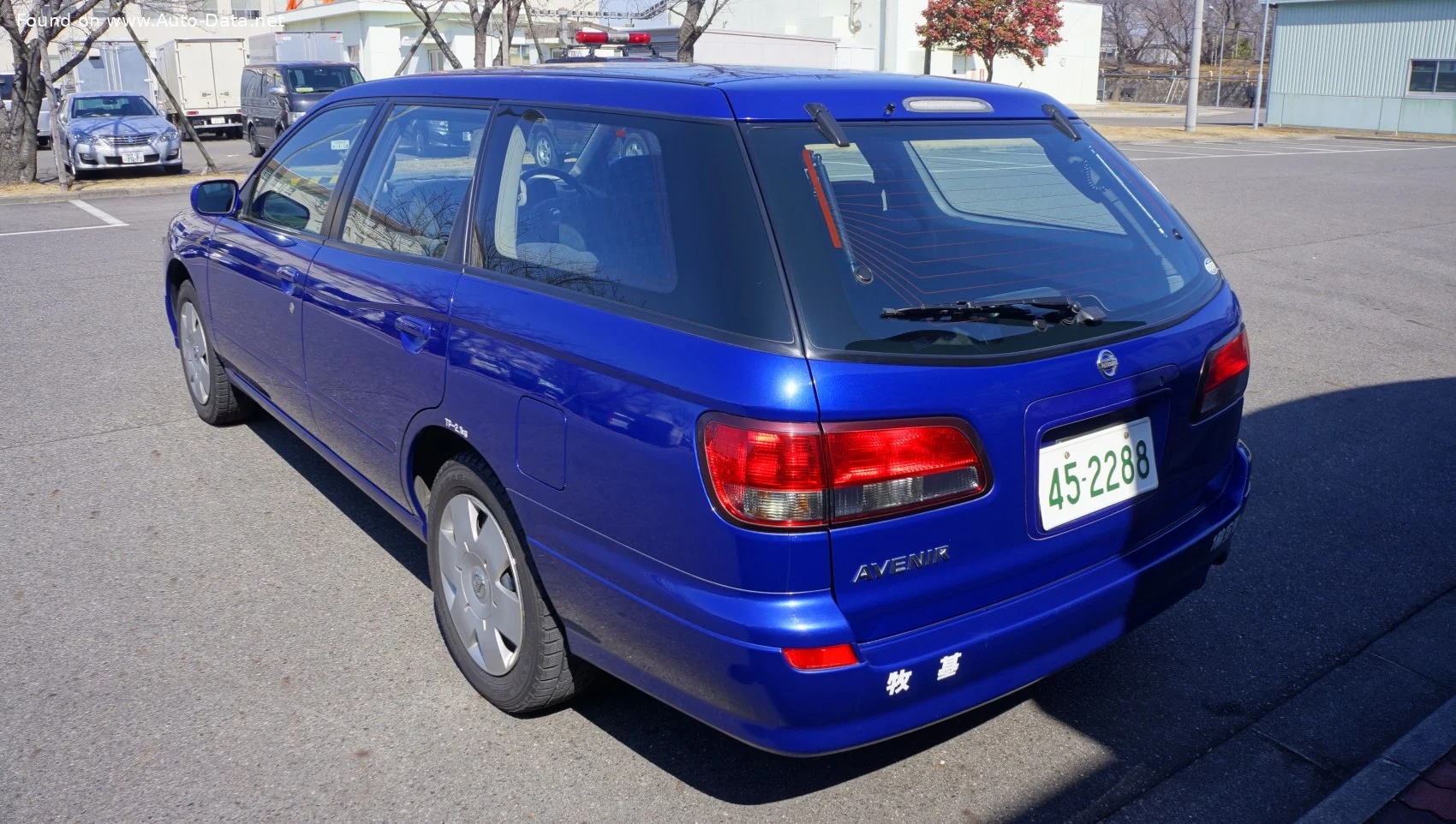 Nissan Avenir 1.8i 16V (125 Hp)1999 - 2005 thumbnail 4