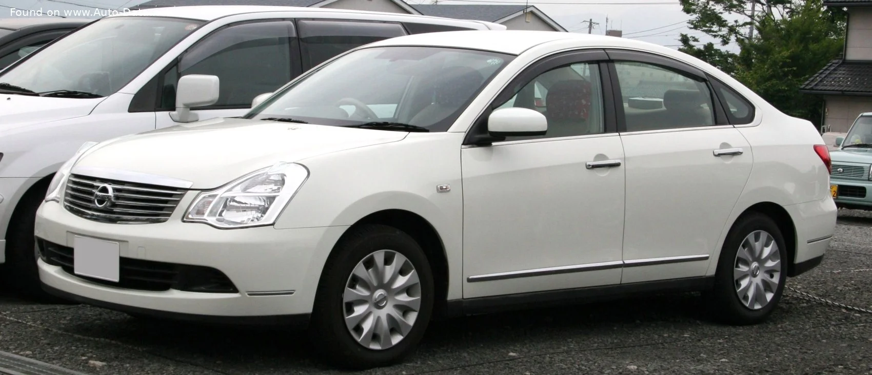 Nissan Bluebird 1.5i (109 Hp) 4x4 Automatic2006 - 2012 thumbnail 3