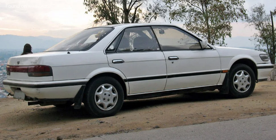 Nissan Bluebird 1.6 (79 Hp)1987 - 1991 thumbnail 2