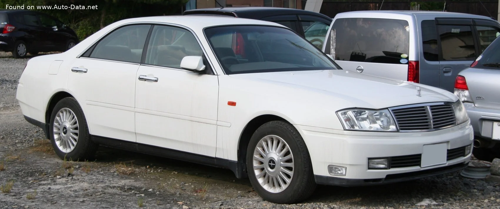Nissan Cedric 2.5 i V6 24V (210 Hp)1999 - 2004 - 1