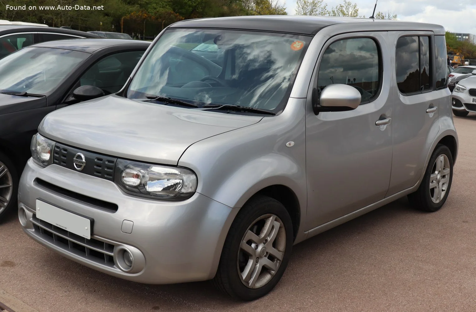 Nissan Cube modeli