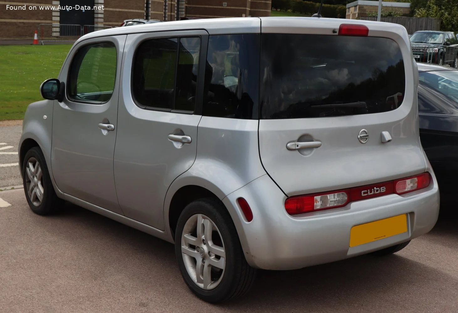 Nissan Cube 1.5 (109 Hp)2008 - 2019 thumbnail 2